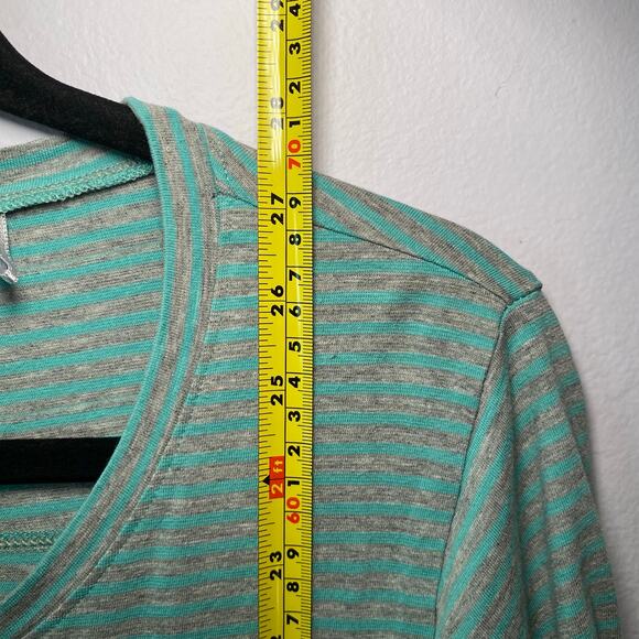 Toad & Co Blue Gray Stripe 3/4 Sleeve Pullover Top Women's size Medium - Picture 9 of 9
